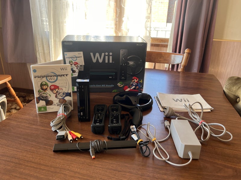 Black Nintendo Wii Mario Kart Bundle - Excellent Condition Carousel 1