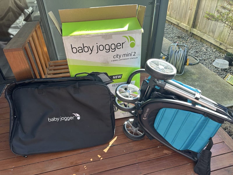 Baby Jogger city mini 2 with travel bag Carousel 2