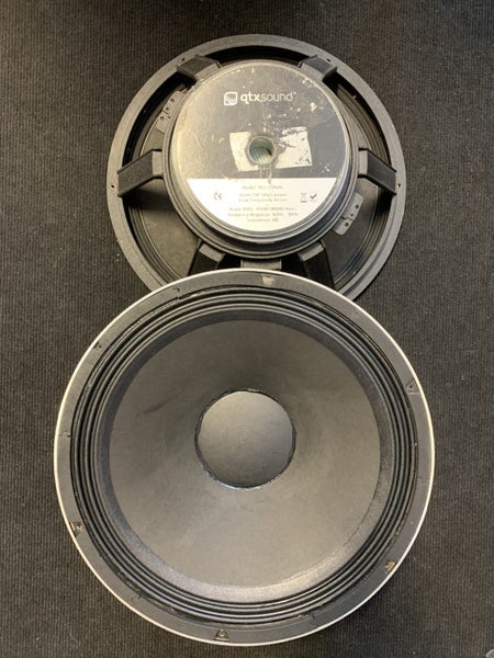 2 x QTX sound 902 559UN 18" SPEAKERS. Carousel 2