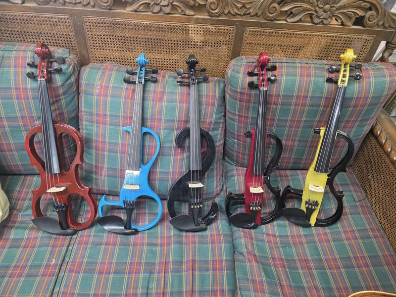 Electric Violin Package with Hard case,Earphone... Carousel 1