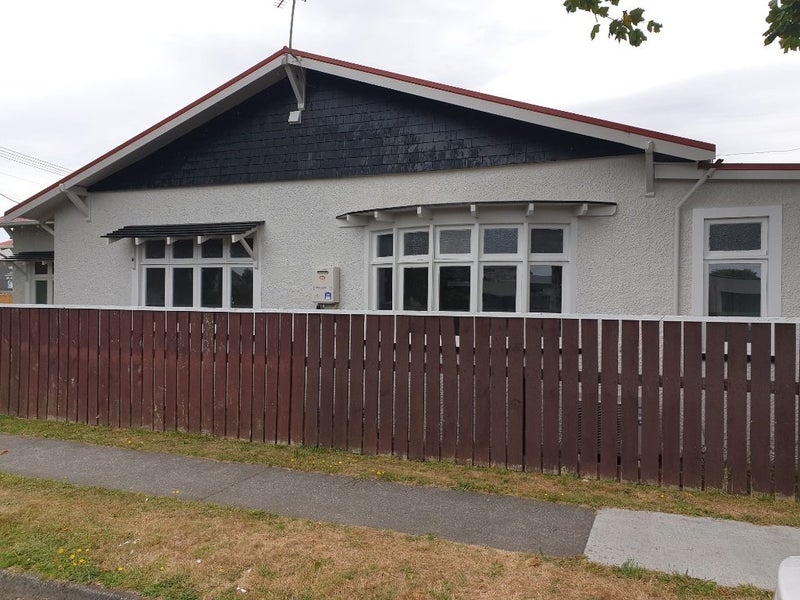 Image 1 of 8