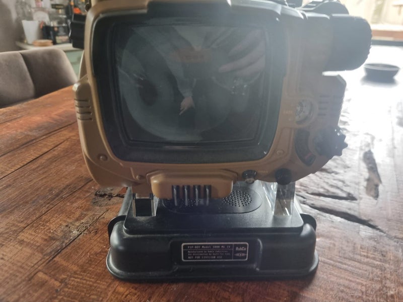 Fallout 4 Replica Pip Boy *Collectable* Carousel 2