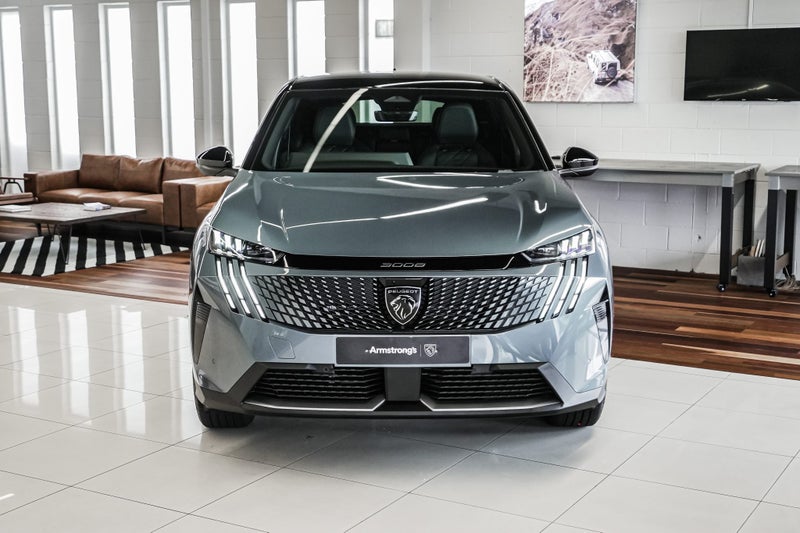2025 Peugeot 3008 GT 1.2PMHT/6AT63613518979073113