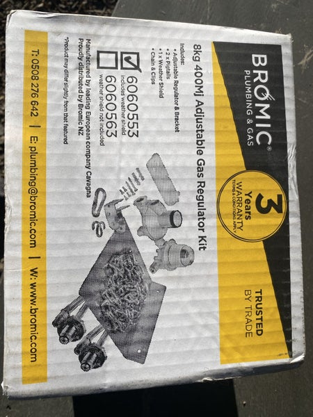 Plumbing Gas regulator kit. 8KG Carousel 2