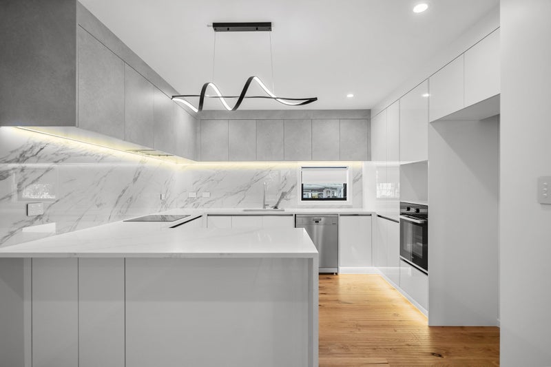 Image 2 of 14