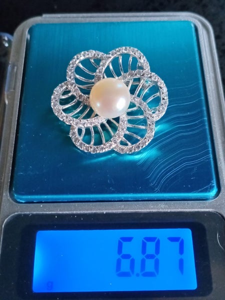 ESTATE SALE - South Sea Pearl Brooch Carousel 4