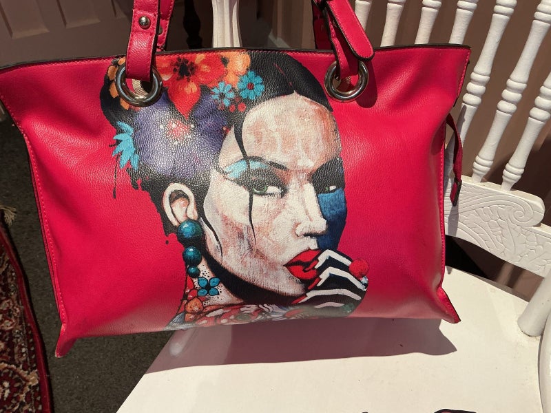 AWESOME LARGE PINK BAG AS NEW63616840709633111