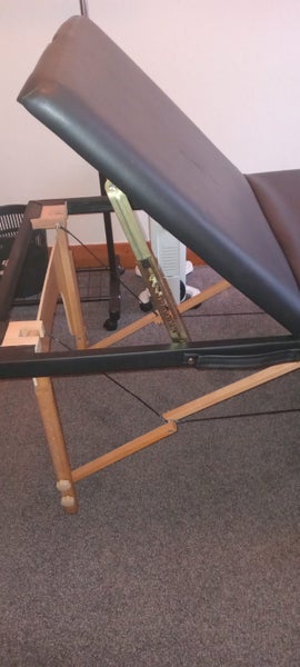 Massage Table Carousel 1