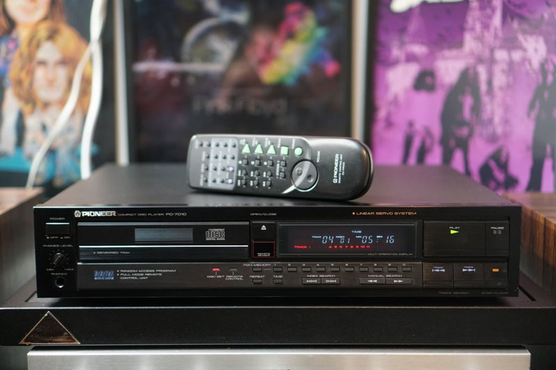 Pioneer PD-7010 Vintage CD Player with Excellent Sound & Remote Carousel 2