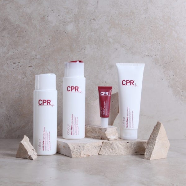 Vitafive CPR Colour Anti Fade Conditioner 900ml Carousel 2
