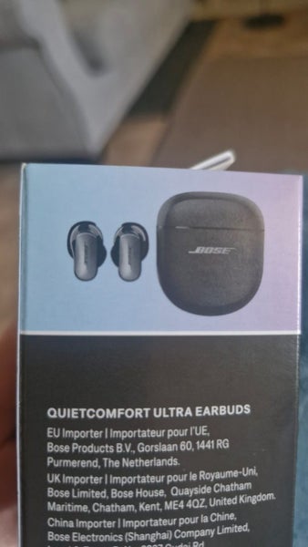 Noise Cancelling Earbuds Carousel 2
