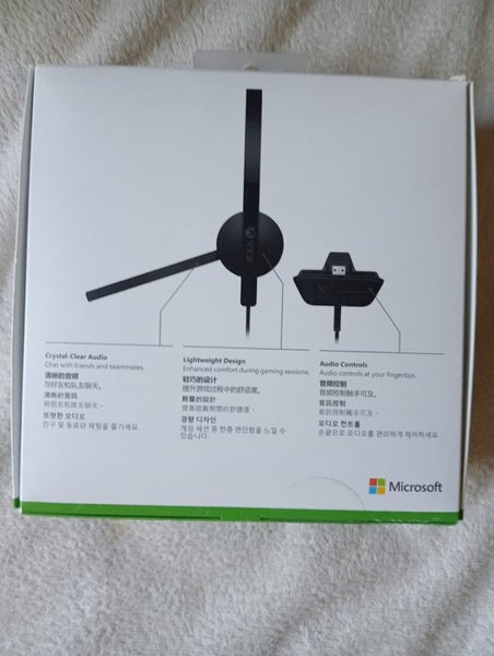Xbox chat headset Carousel 2