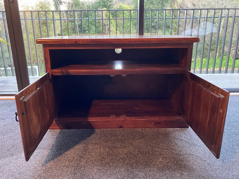 Wooden TV Stand / Cabinet Carousel 1