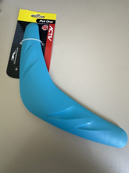 Pet One Activ Rubber Boomerang Carousel 1