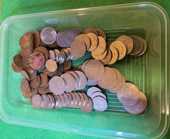 Coins from the UK Carousel 1