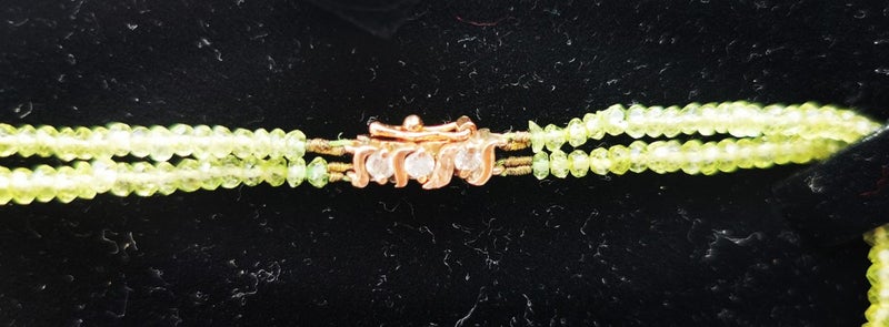 Beautiful Diamond & Peridot Necklace Carousel 7