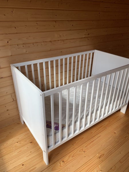 Mocka Cot + Sleepyhead Junior Mattress and accessories Carousel 2