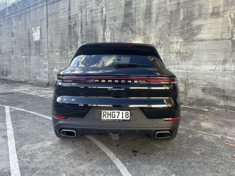 2024 Porsche Cayenne 3.0PT/4WD/8AT63613520812289113