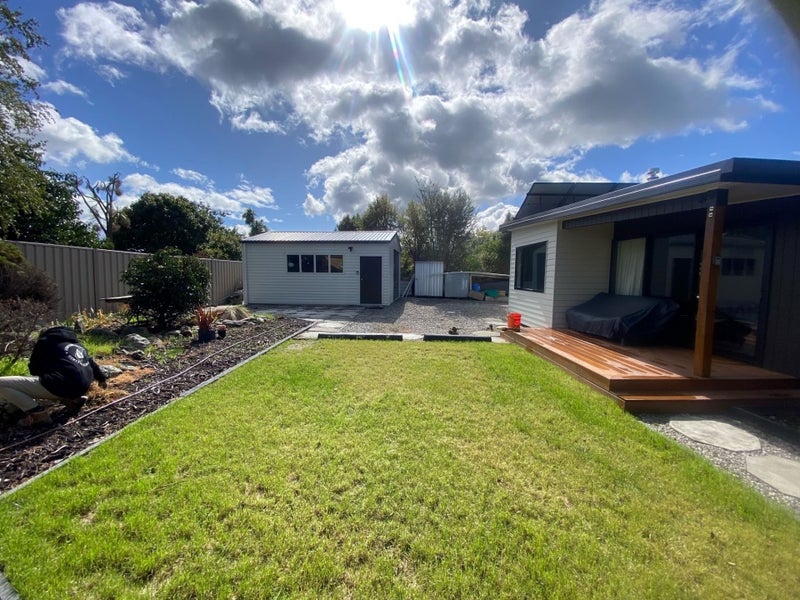 Luggate, 2 bedrooms63614441331202111