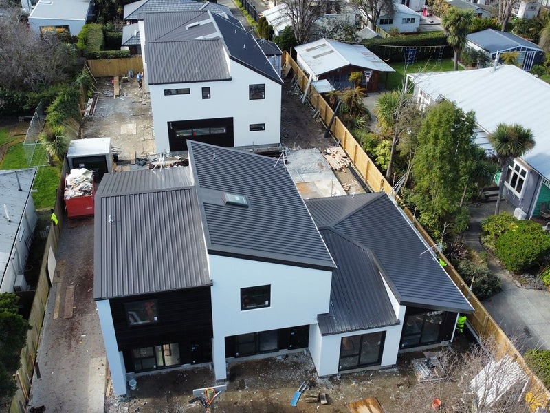 Image 2 of 10