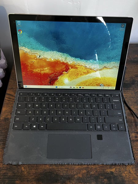 Microsoft Surface Pro 5– i5 8GB RAM 128GB SSD – With Keyboard & Charger Carousel 1