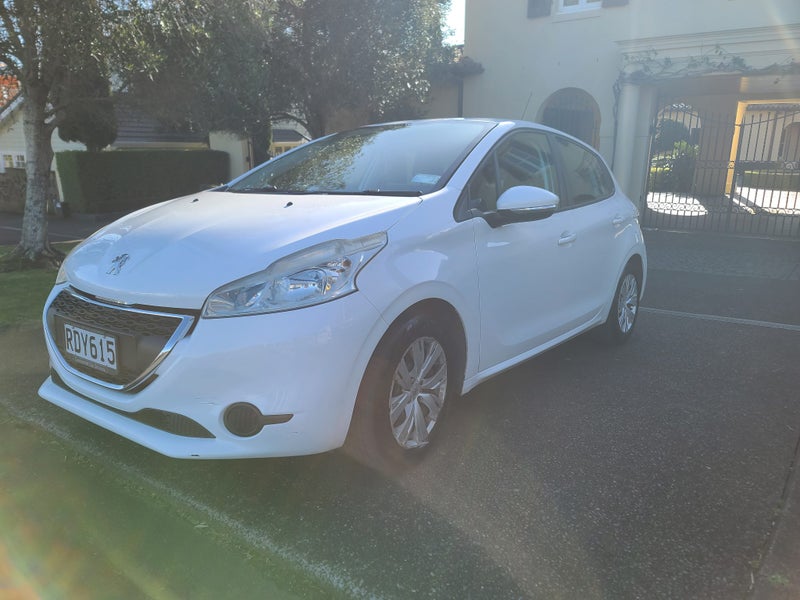 2013 Peugeot 208 Active63613521430403114