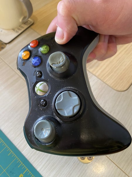 Xbox 360S - for parts Carousel 4