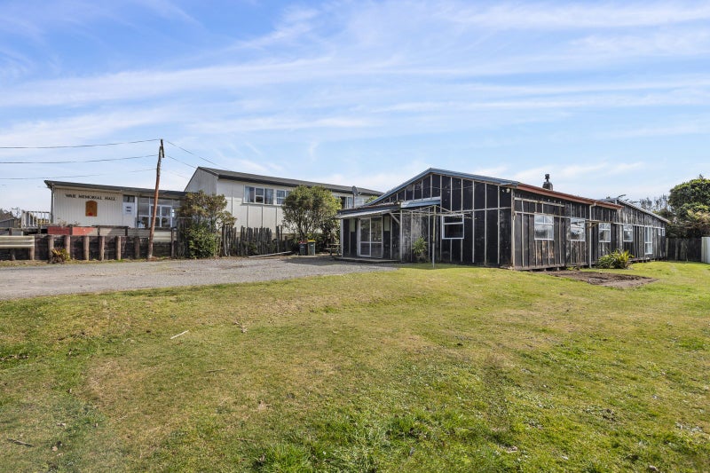 Image 1 of 21
