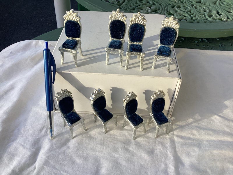 Dolls house miniature chairs x 8 Carousel 1