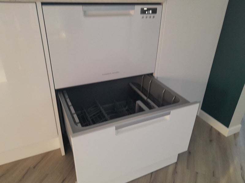 1 x Fisher & Paykel Double Dishdrawer / Dishwasher, DD60DCW9, Top condition.63616983165826113