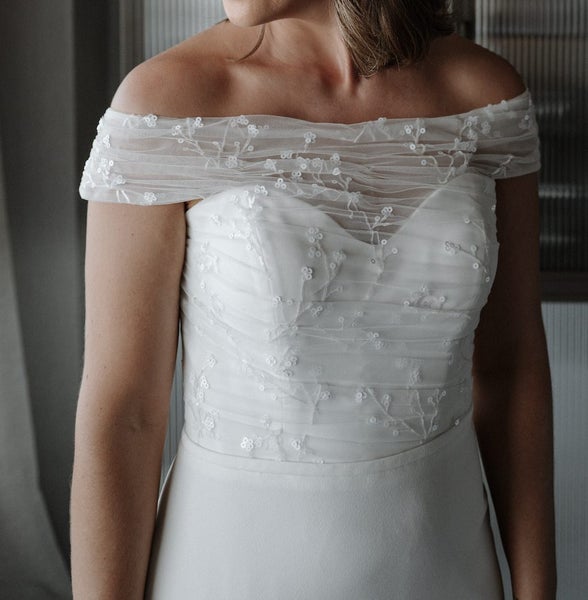Trish Peng Wedding Dress (Ella Gown) Size 10-1263616978099713114