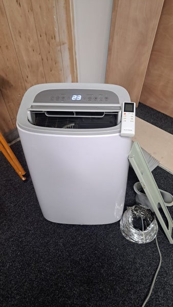 GoldAir Portable Air conditioner GPPAC400 4.2Kw cooling/2.8Kw heating Carousel 1