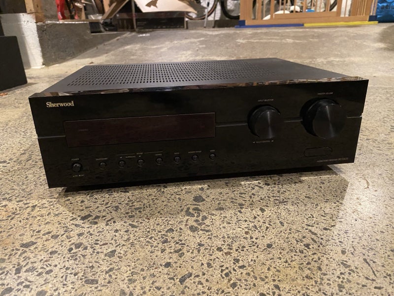 Sherwood 5.1 AV Receiver Carousel 1
