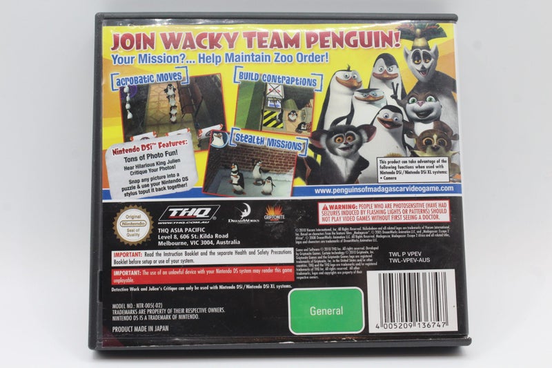The Penguins of Madagascar Nintendo DS with Case and Manual Carousel 2