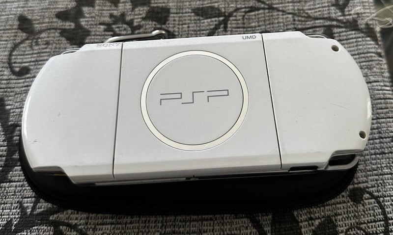 PlayStation Portable (PSP) 3000 – Pearl White | 64GB | Fully Set Up Carousel 3