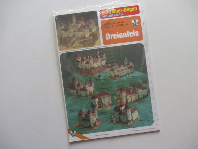 Schreiber-Bogen Modellbau 1:160 Scale Chateau Castle Carousel 1