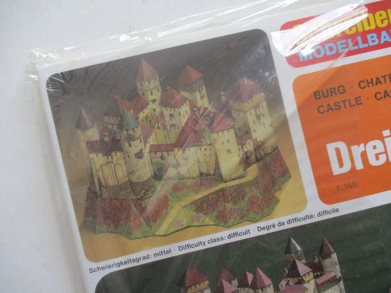 Schreiber-Bogen Modellbau 1:160 Scale Chateau Castle Carousel 2