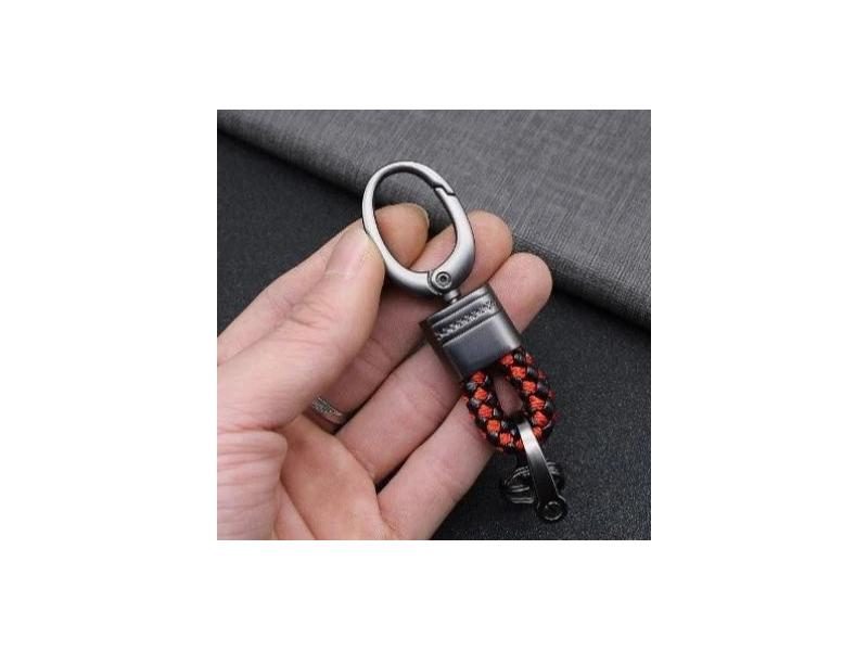 Hand-woven Leather Keychains Car Key Ring Men Women Cute Car Keyring Holder Carousel 1