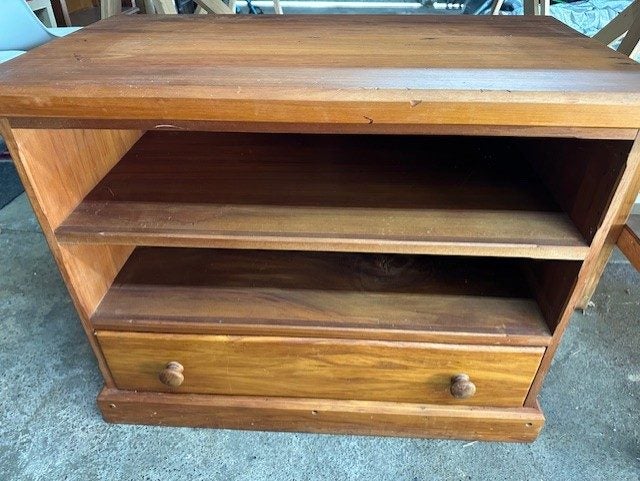 Rimu TV Cabinet Carousel 1