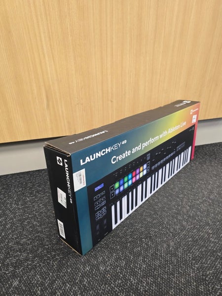 Notation Launchkey 49 MK3 Keyboard Carousel 2