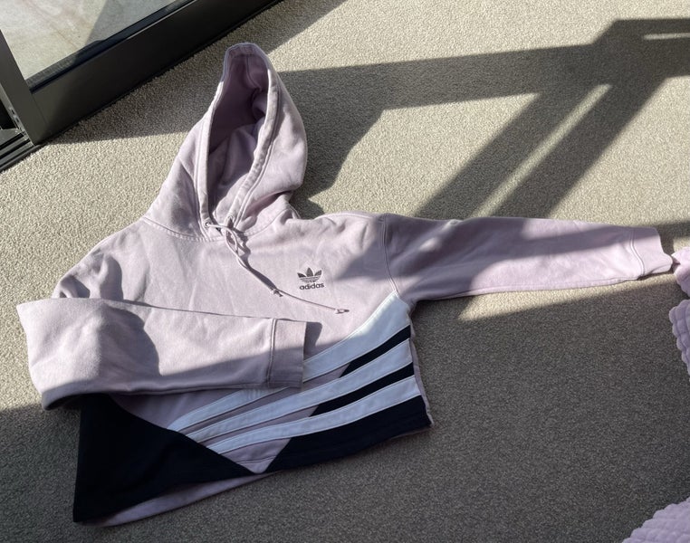 Adidas Hoodie Carousel 1