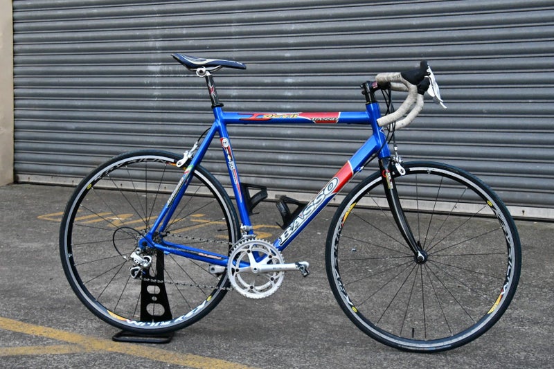 Basso Devil roadbike 56cm, Campagnolo, GLENFIELD Carousel 1