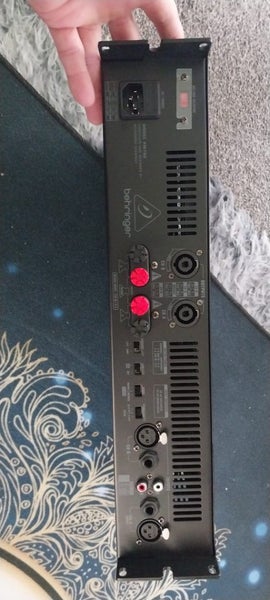 Behringer km750 Amp Carousel 2