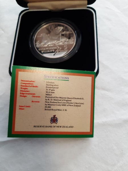 NZ 1993 Endangered wildlife $5 silver proof 1 oz crown Carousel 2