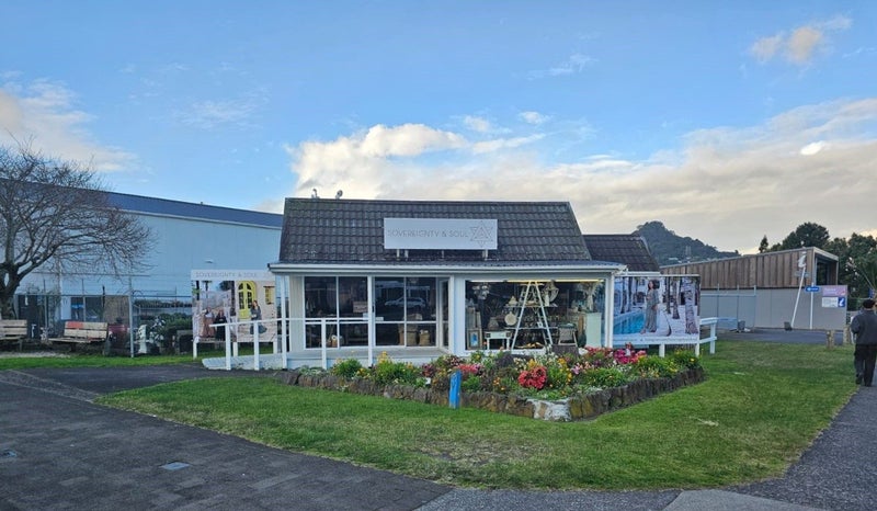 gallery carousel 4