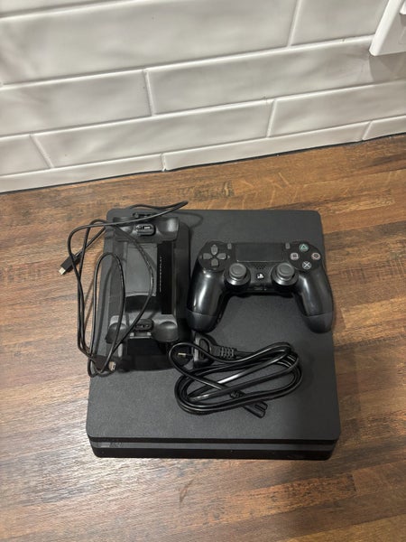 PlayStation 4 500gb Carousel 1