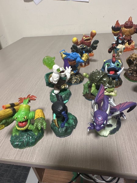 AcTiVision figurines Carousel 2