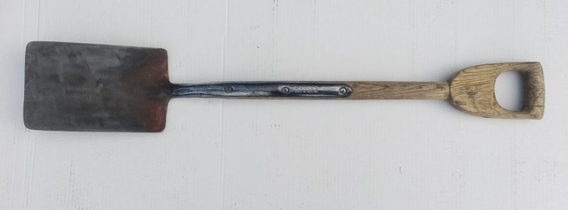 Spade vintage Parks D handled Carousel 3