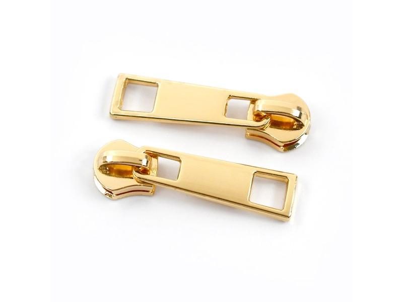 Zip Zippers Carousel 1