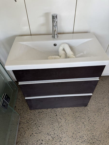 Bathroom vanity Carousel 2